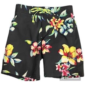 J. Crew Boy’s Size 6 Board Shorts Swim Trunks Mesh Drawstring Velcro Adjustable